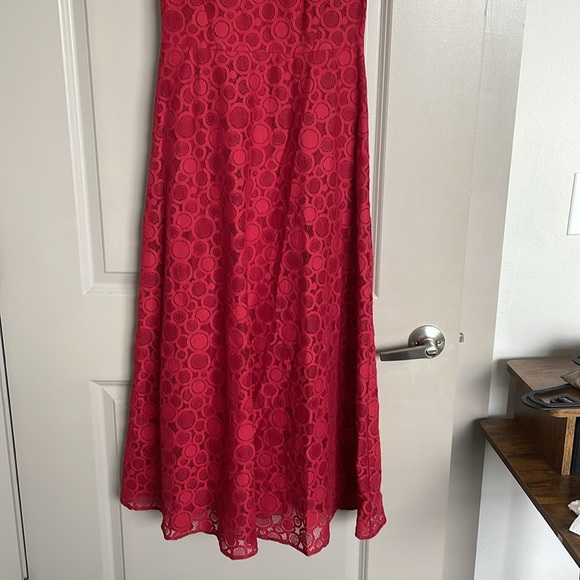 MaxMara StudioElegant Red Lace Midi Dress - Picture 8 of 16